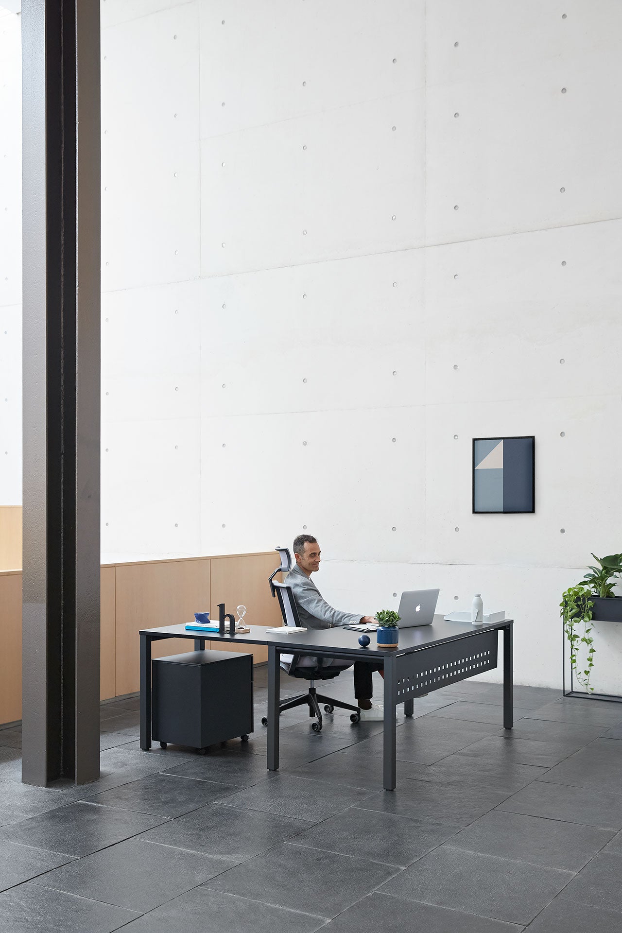 Actiu Vital Pro Bench Desk
