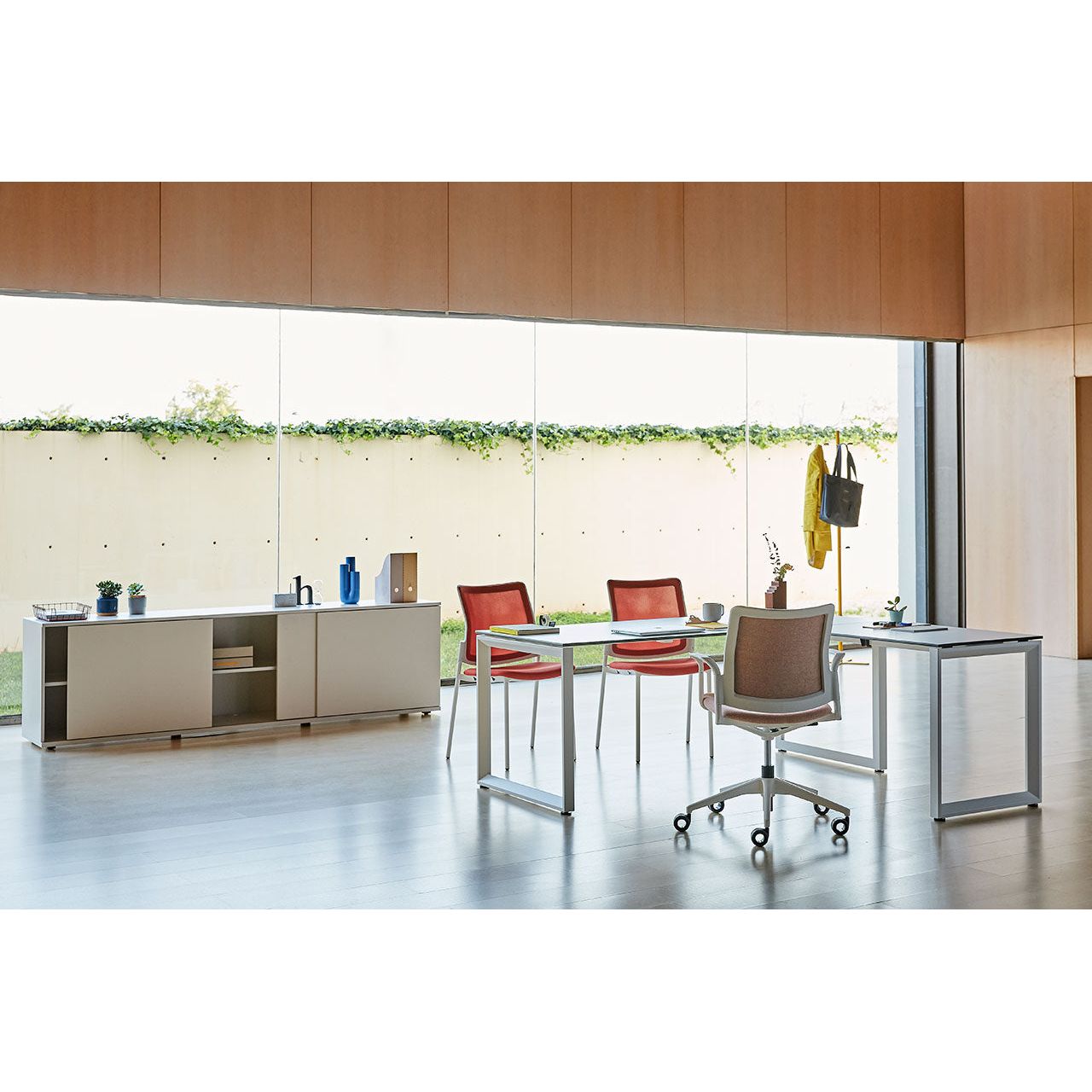 Actiu Vital Plus Bench Desk