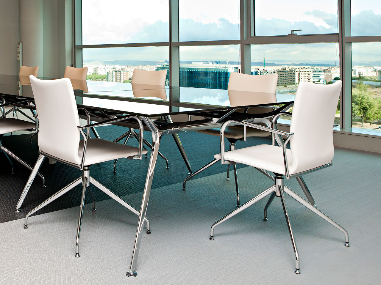 Actiu Ikara Meeting Chair