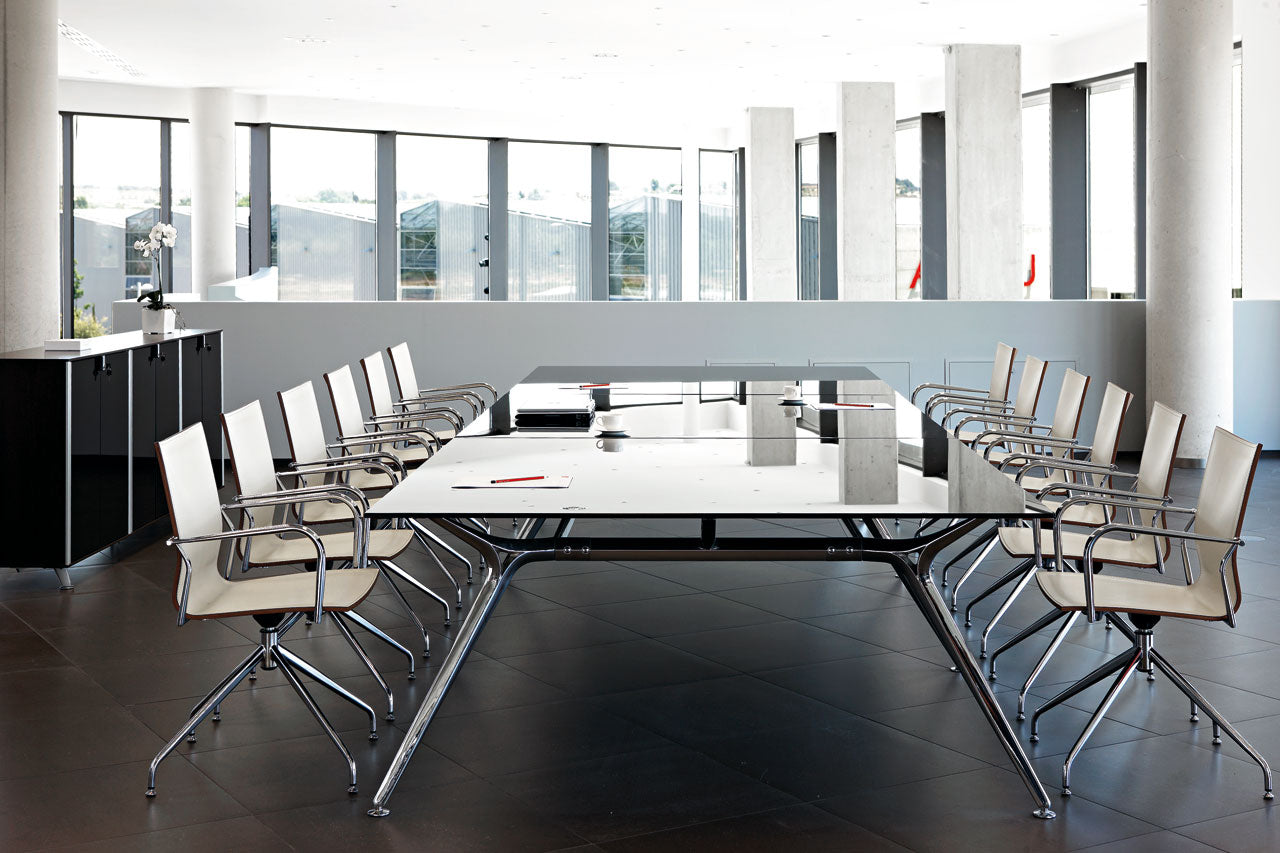 Actiu Ikara Meeting Chair
