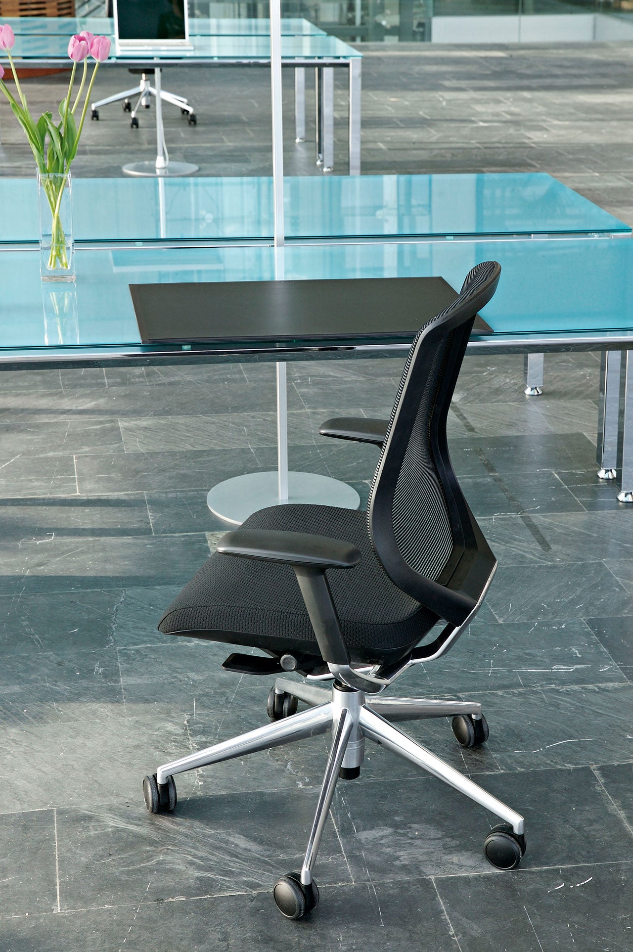Actiu TNK Executive Chair
