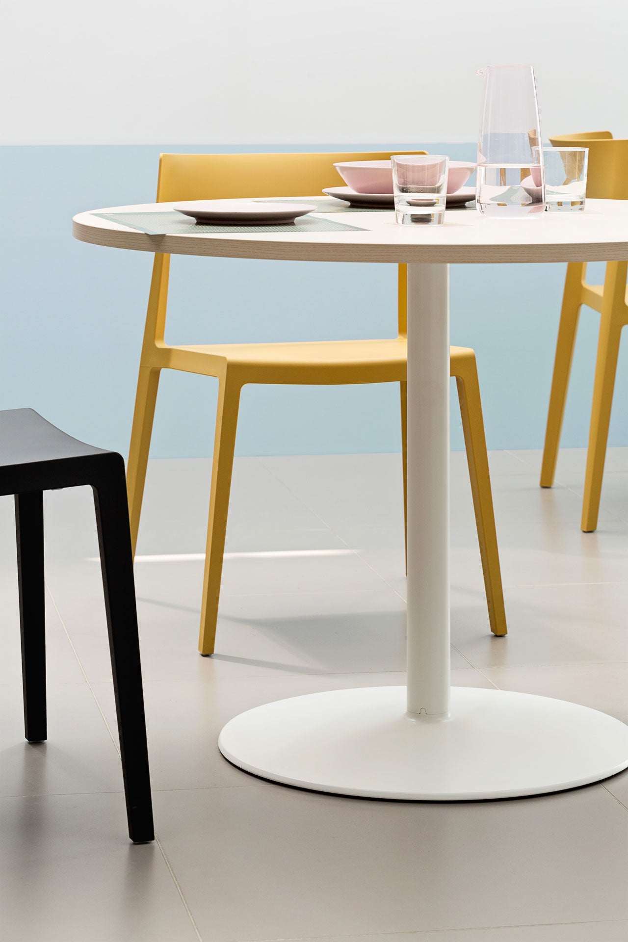 Actiu Tabula Round Side Table